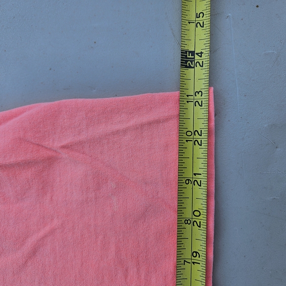 L.A. Gear Vintage Pink Cropped Graphic Tee One Size - Picture 5 of 12